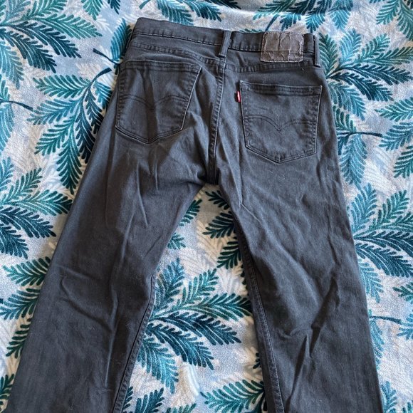 Black Vintage Levi's - Picture 2 of 4